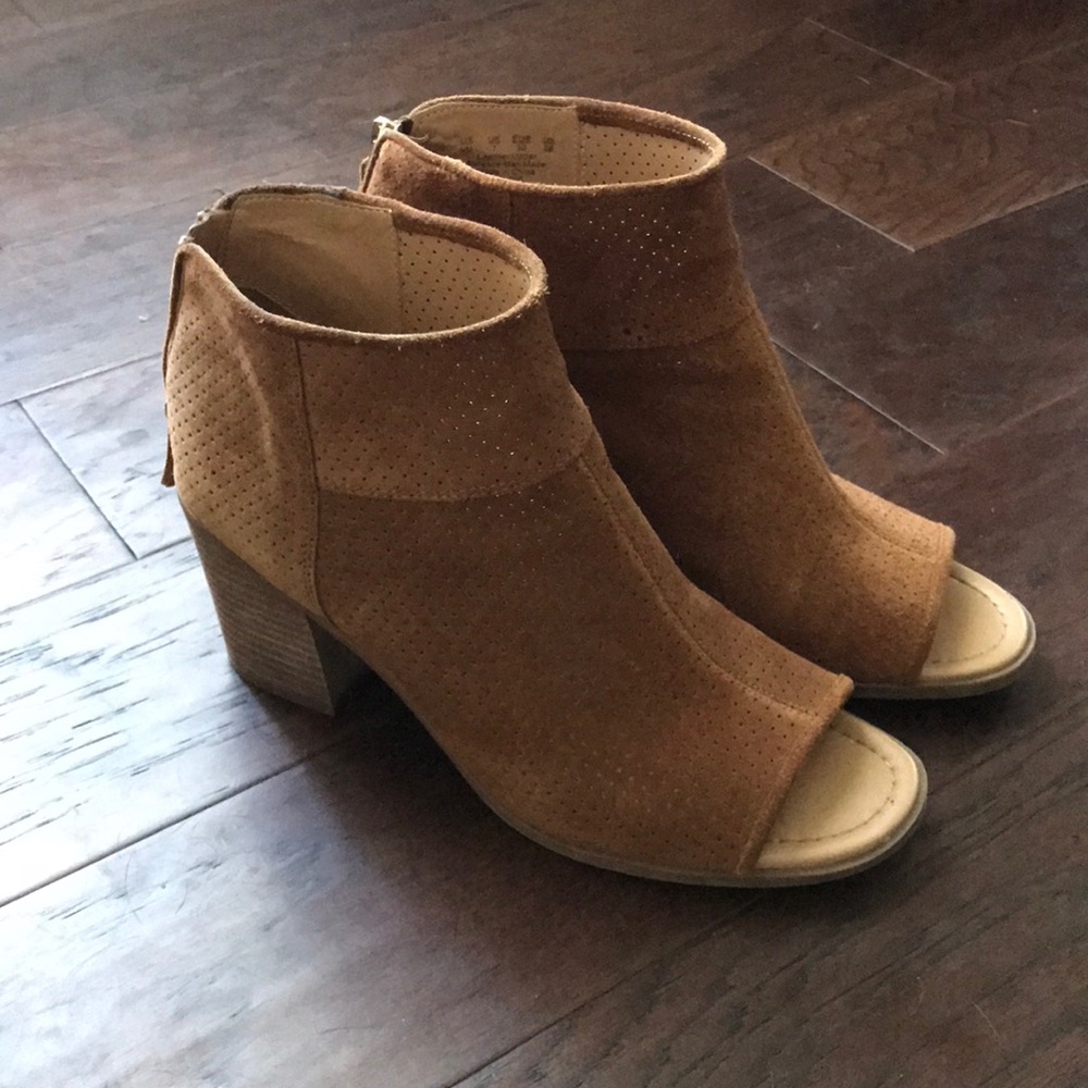 Franco Sarto booties